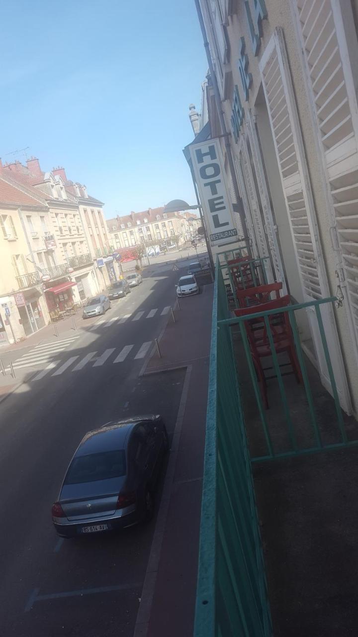 Hotel De La Cloche Sp Reims Eksteriør billede