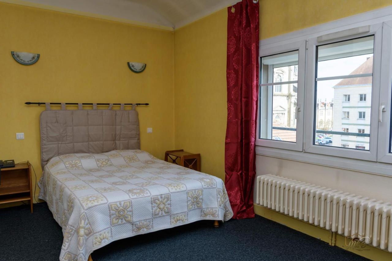 Hotel De La Cloche Sp Reims Eksteriør billede