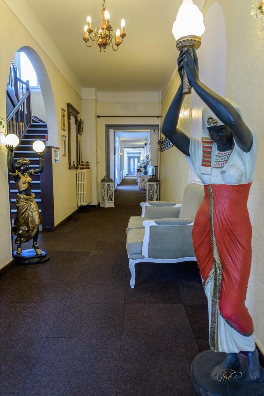 Hotel De La Cloche Sp Reims Eksteriør billede